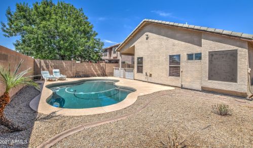 1088 Sierra St, Gilbert AZ  85296-3832 exterior