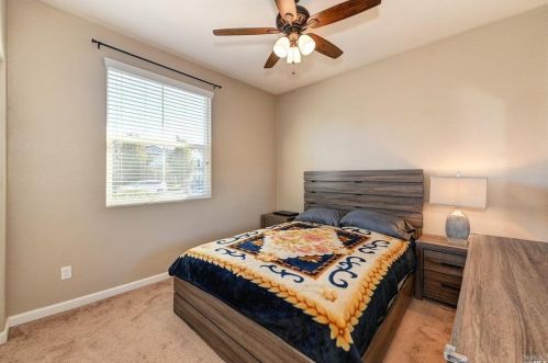 1840 Gold St, Liberty Farms CA  95620-4874 exterior