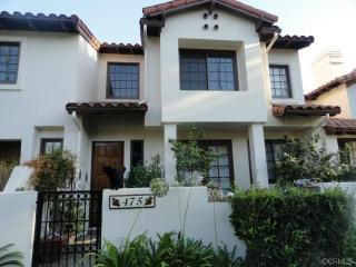 475 Bougainvillea Ln, Glendora, CA 91741-6901