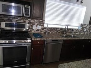 1412 Condor Dr, Oak Point TX  75068-8458 exterior