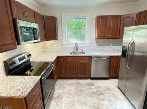 85 Western Ave, Morristown NJ  07960-5021 exterior