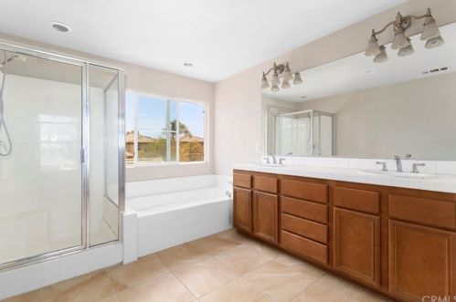 28926 Kennebunk Ct, Temecula CA  92591-7534 exterior