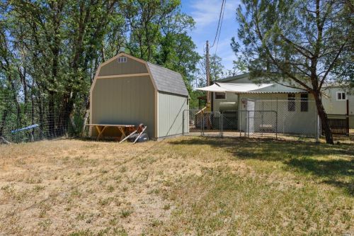 675 Starr Dust Ct, Lakeport CA  95453-6976 exterior