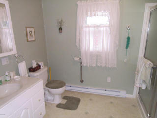 1400 Poplar St, Kulpmont, PA 17834-1502