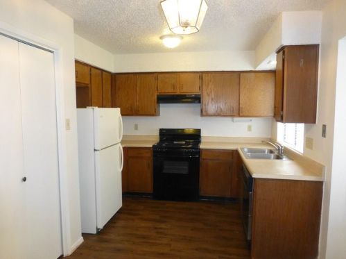 11800 Argonne Forest Trl, Austin, TX 78759-2201