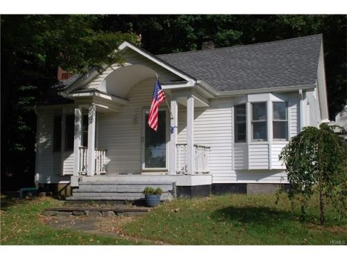410 Baldwin Place Rd, Mahopac, NY 10541-4605
