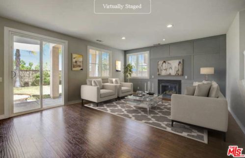19913 Christopher Ln, Santa Clarita, CA 91350-3684