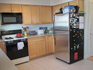 88 Chapel St, Newton MA  02458-1307 exterior