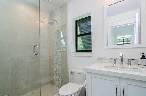 930 9th St, Naples FL  34117-2215 exterior