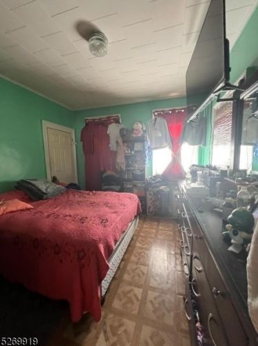 70 Butler St, Paterson NJ 07524-1777 exterior