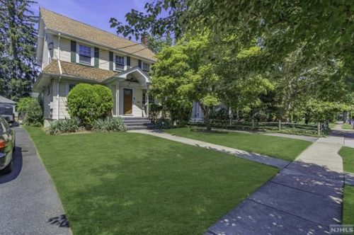 141 Cambridge Ave, Englewood, NJ 07631-1624