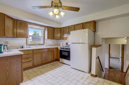 11315 Glenbrook Ln, Thiensville WI  53092-3113 exterior