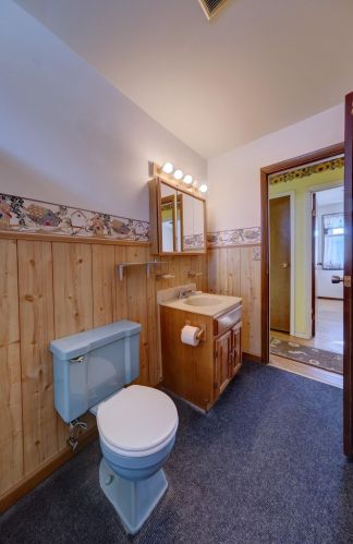 490 Toledo Ave, Marion OH  43302-2145 exterior