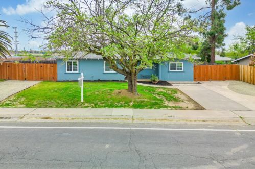 4328 Don Julio Blvd, North Highlands, CA 95660-3839