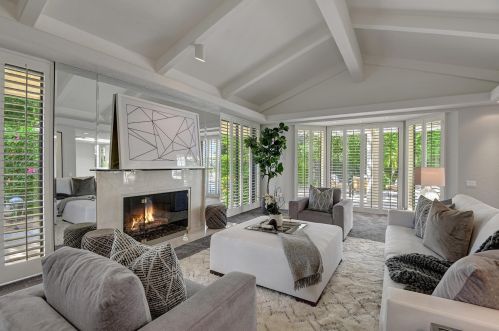 6 Eaton Ct, Rancho Mirage CA  92270-2561 exterior