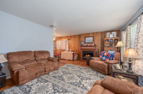 1229 24th St, San Bernardino, CA 92405-3021