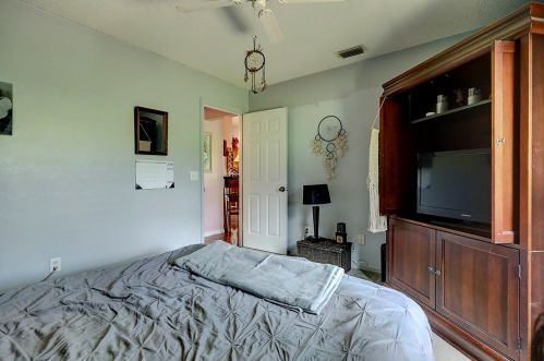 4220 61 Ave, Vero Beach FL 32968-9258 exterior