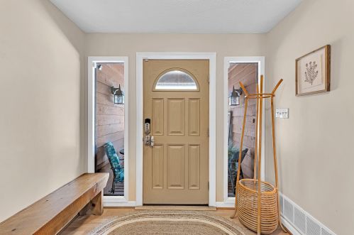 125 Scarborough Dr, North Augusta SC 29842-9515 exterior