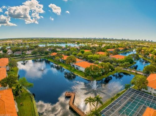 2470 Old Groves Rd, Naples, FL 34109-7669