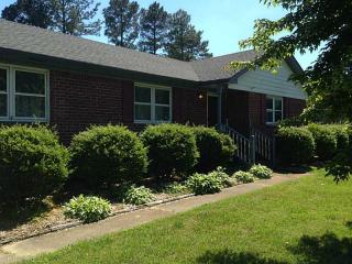 568 Summit Ridge Dr, Chesapeake, VA 23322-3538
