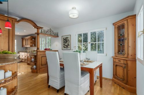 40 Las Palomas, Orinda CA  94563-1916 exterior