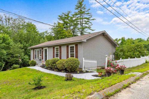 7 Fox Hollow Dr, Weare, NH 03281-4325