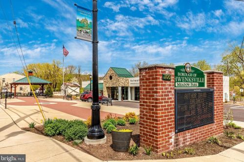 309 Williams Cir, Collegeville PA  19473-2344 exterior