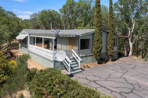 675 Starr Dust Ct, Lakeport CA  95453-6976 exterior