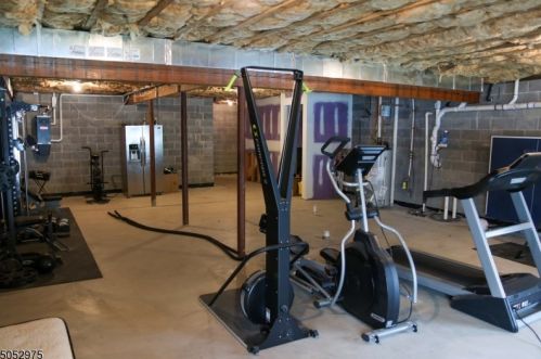 25 Ridge Rd, West Paterson NJ  07424-2416 exterior