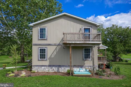 1109 Upper Van Reed Rd, Dauberville PA  19533-9342 exterior