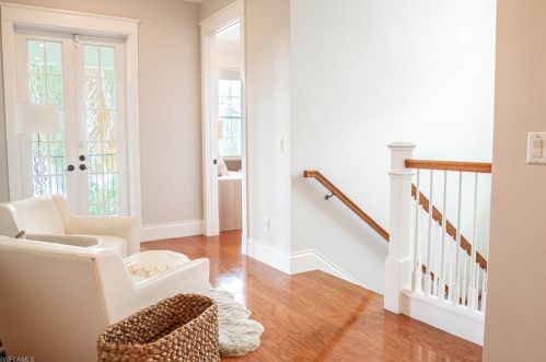 505 101 Ave, Naples FL 34108-3207 exterior