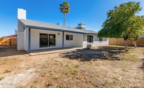 12632 50th Dr, Glendale AZ  85304-2004 exterior