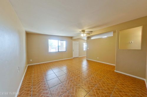 4433 31st St, Tucson, AZ 85711-6315