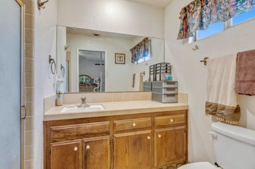 14822 Pueblo Dr, Manteca CA  95336-2550 exterior