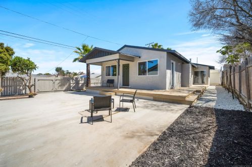 231 Emerson St, Chula Vista CA  91911-3358 exterior