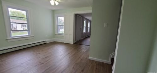 2 Plattekill Rd, Marlborough NY  12542-6023 exterior