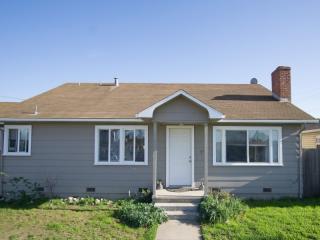 517 Oak Ave, Greenfield, CA 93927-5730