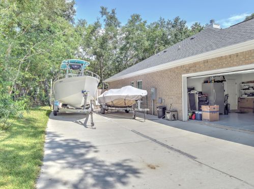 274 Hickory St, Freeport, FL 32439-6622