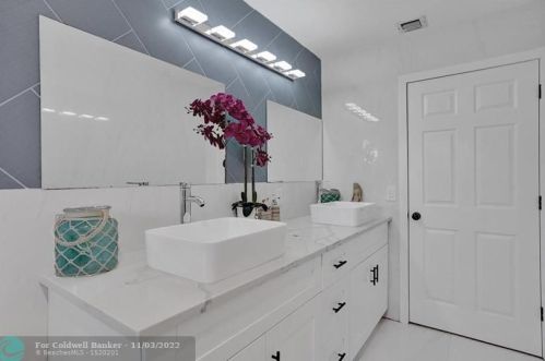 3591 177th Ave, Hollywood FL  33029-1666 exterior