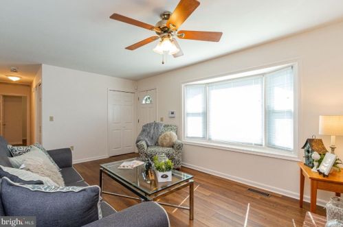 1201 Dewberry Dr, Fredericksburg VA  22407-4881 exterior