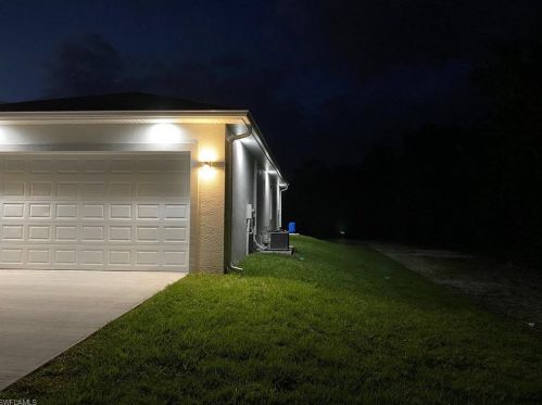 827 Sunrise Blvd, Lehigh Acres FL 33974-9795 exterior