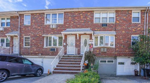 138-28 Redding St, Jamaica, NY 11417-2806