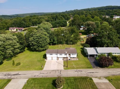 1521 Sycamore St, South Connellsville PA  15425-4954 exterior