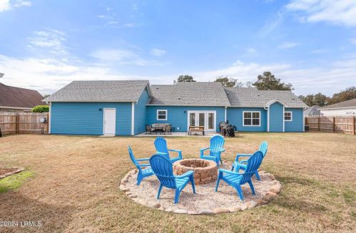 1012 Ferrets End, Beaufort SC  29902-5893 exterior