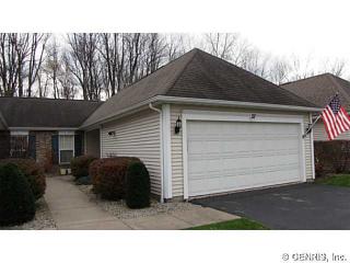 27 Maier Cir, Spencerport, NY 14559-2411