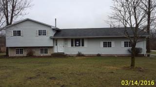 6860 Skyline Ave, Bass Lake, IN 46534-9377
