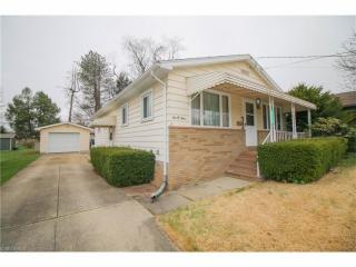 204 29th St, Barb, OH 44203-6815