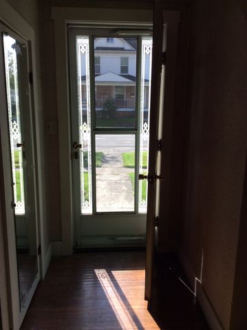 319 Fulton St, Celina, OH 45822-1713