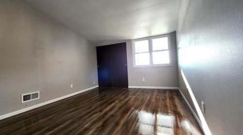 8872 95th St, Milwaukee WI  53224-7116 exterior