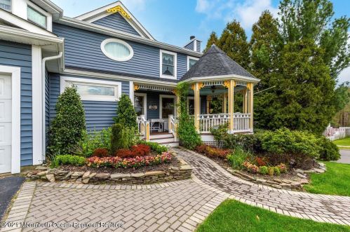 793 Troy Ct, Bricktown, NJ 08724-1026